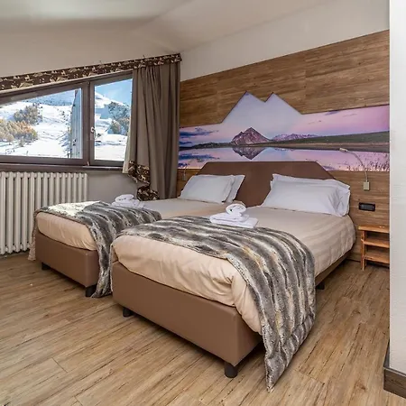 Hotel Du Col Sestriere Exterior photo